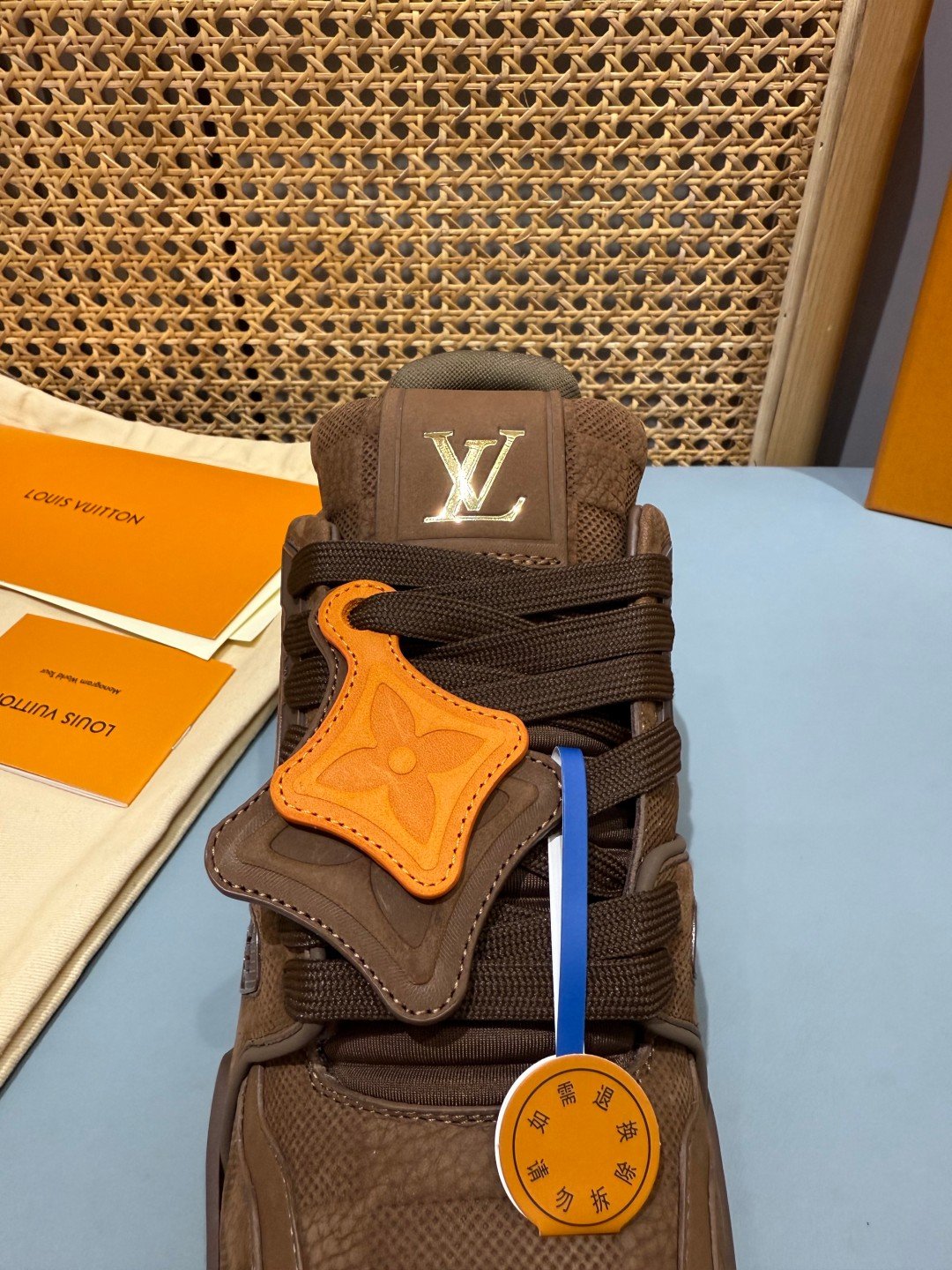 Sneakers Trainer 'Chocolat Daim' — vue 8