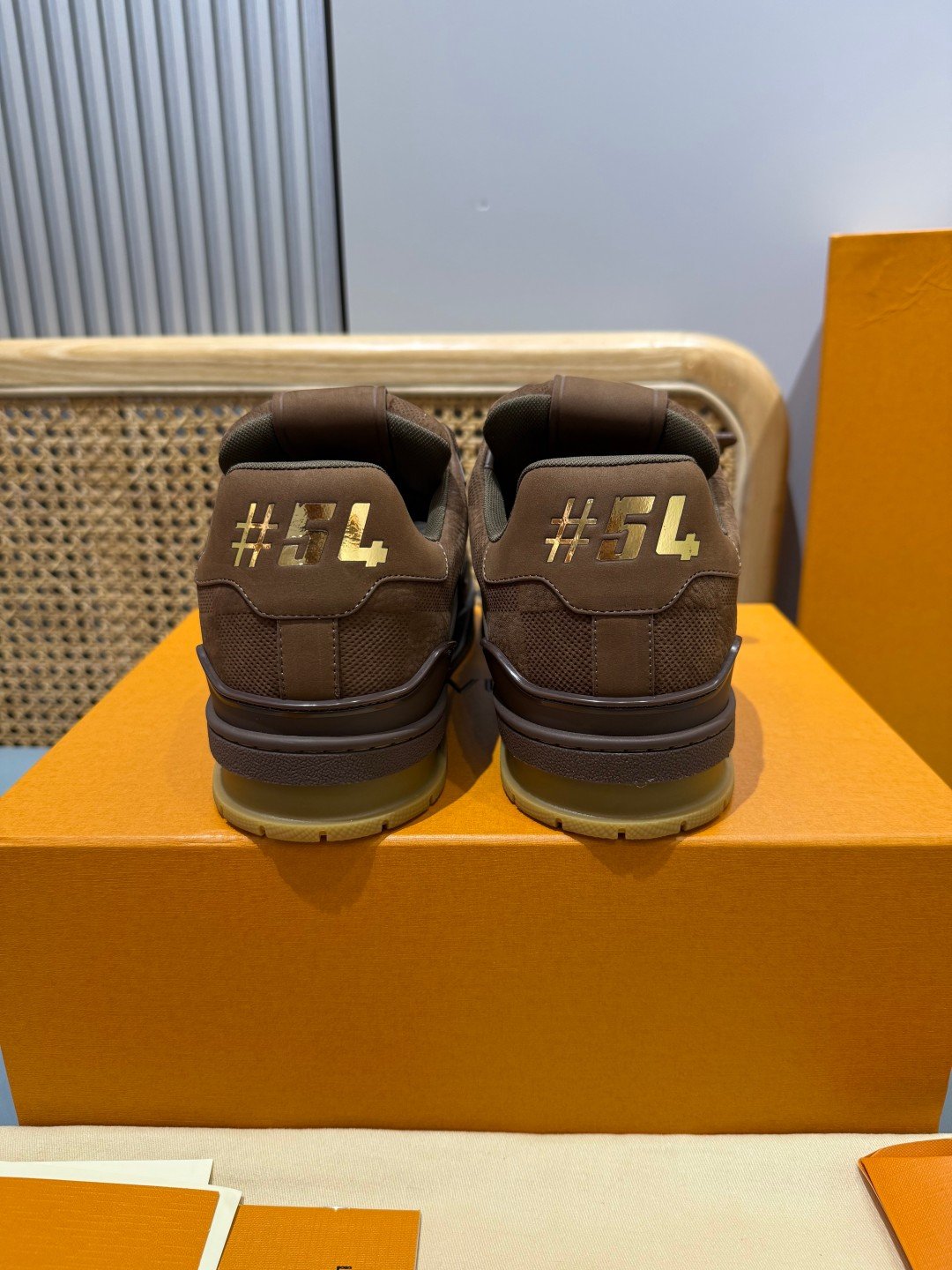 Sneakers Trainer 'Chocolat Daim' — vue 18