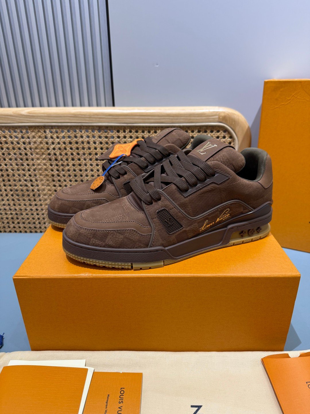 Sneakers Trainer 'Chocolat Daim' — vue 20