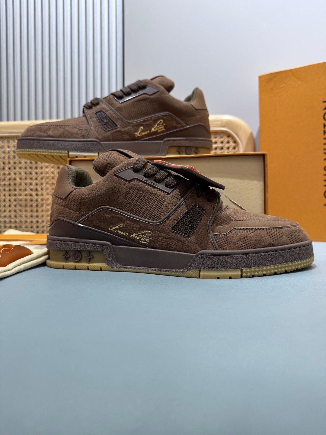 Sneakers Trainer 'Chocolat Daim' — vue 22