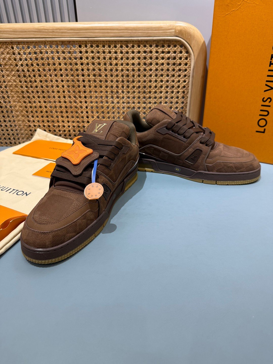 Sneakers Trainer 'Chocolat Daim' — vue 25