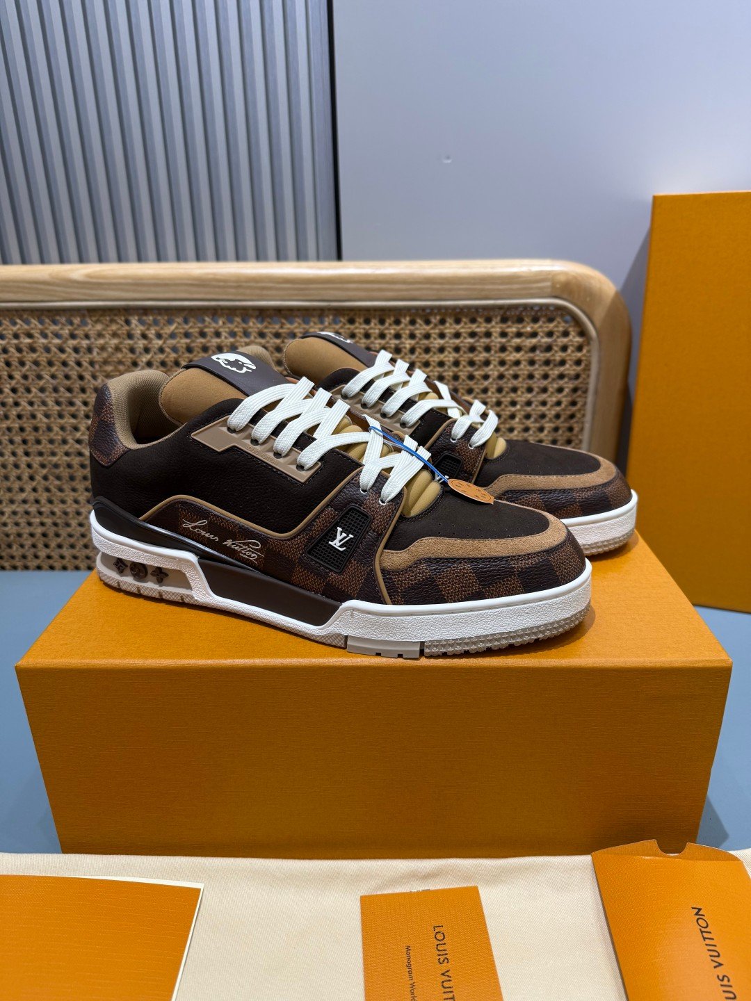 Sneakers Trainer NIGO 'Marron Crâne' — vue 19