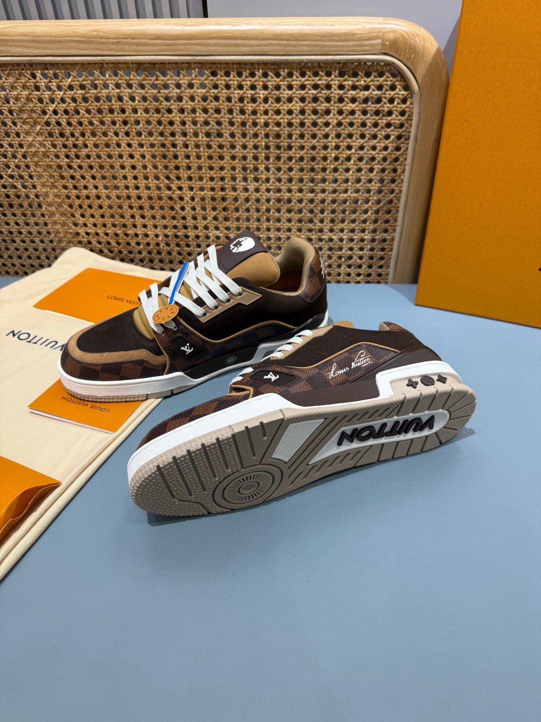 Sneakers Trainer NIGO 'Marron Crâne' — vue 24