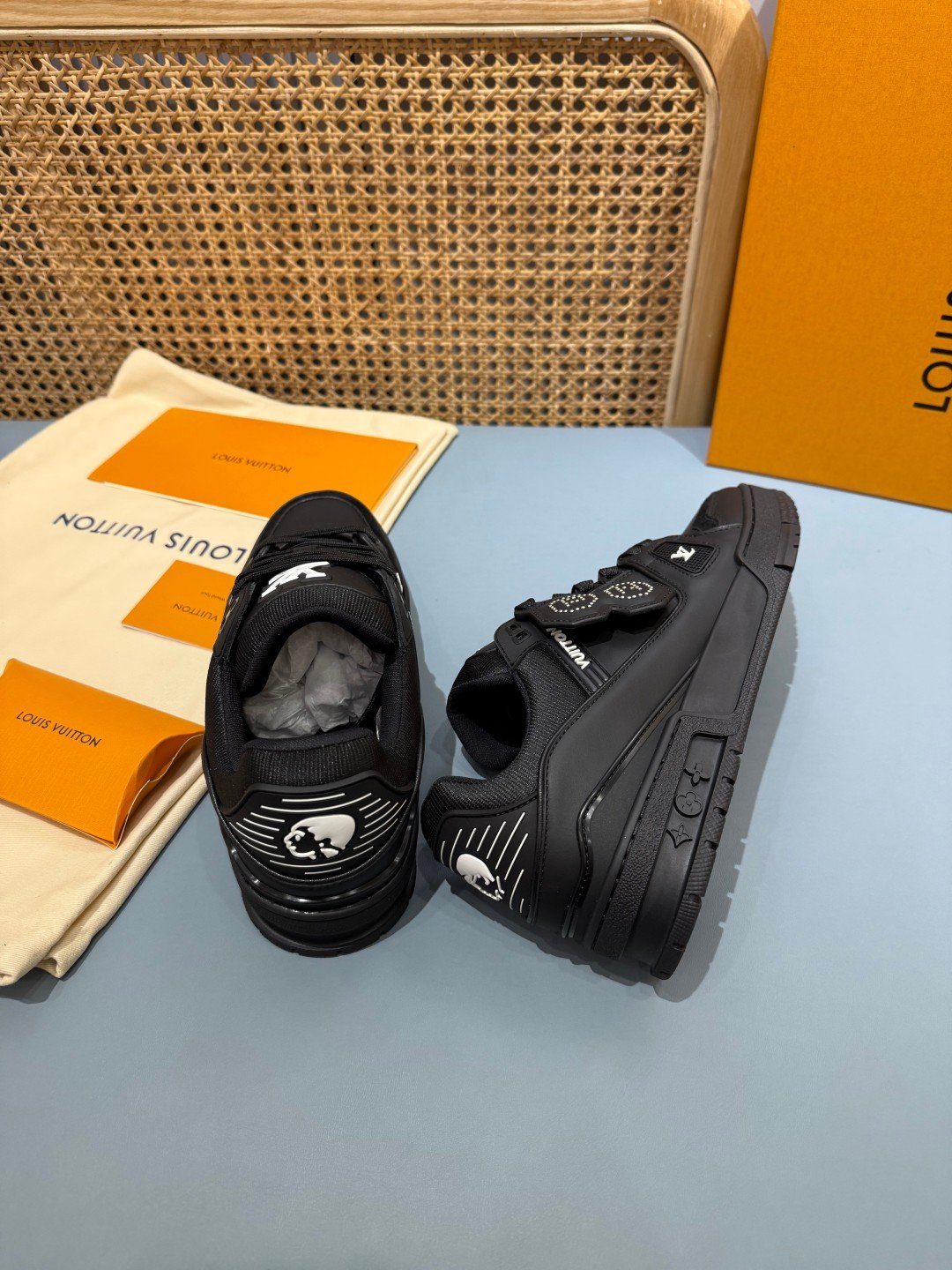 Sneakers Trainer NIGO 'Noir Crâne' — vue 14