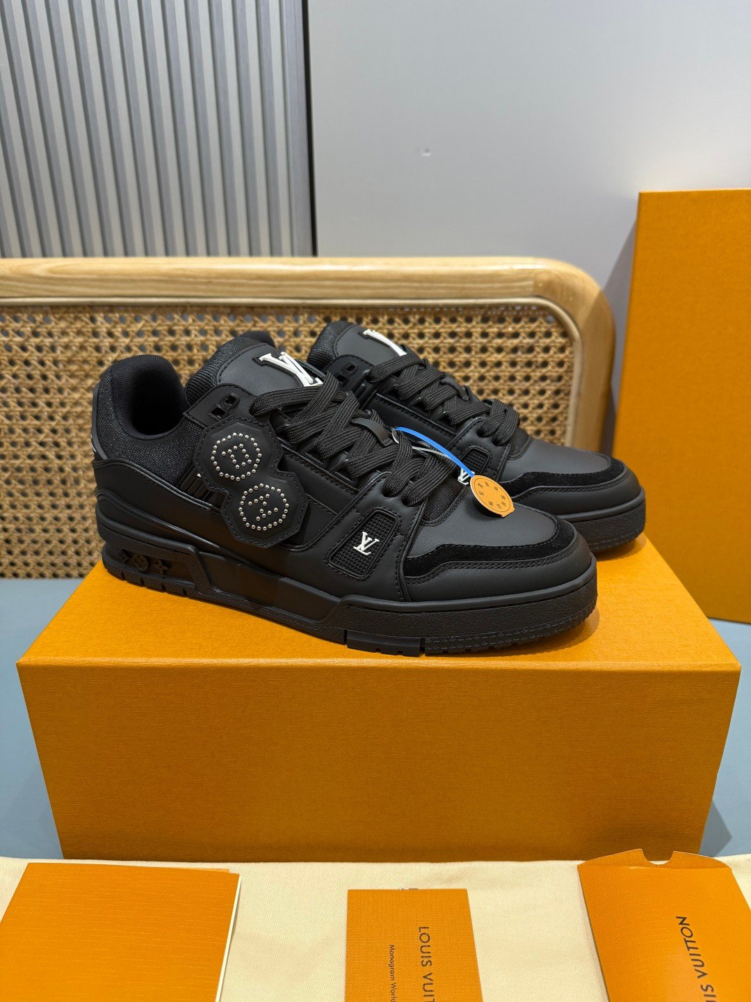Sneakers Trainer NIGO 'Noir Crâne' — vue 18