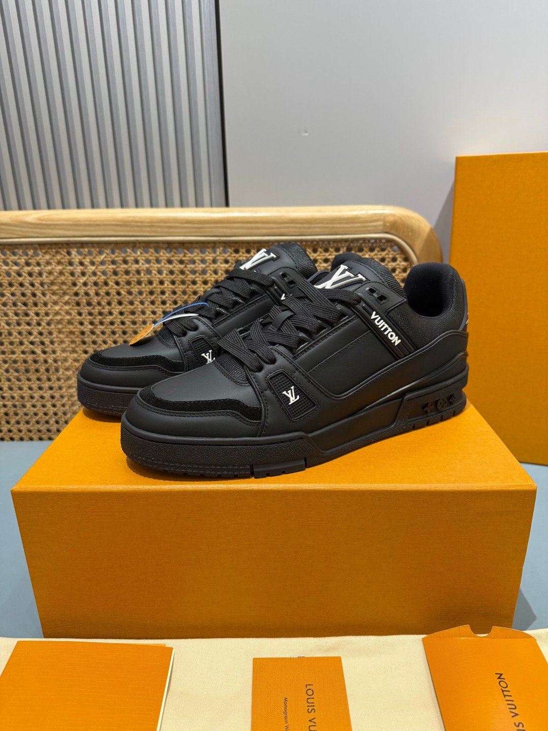 Sneakers Trainer NIGO 'Noir Crâne' — vue 19