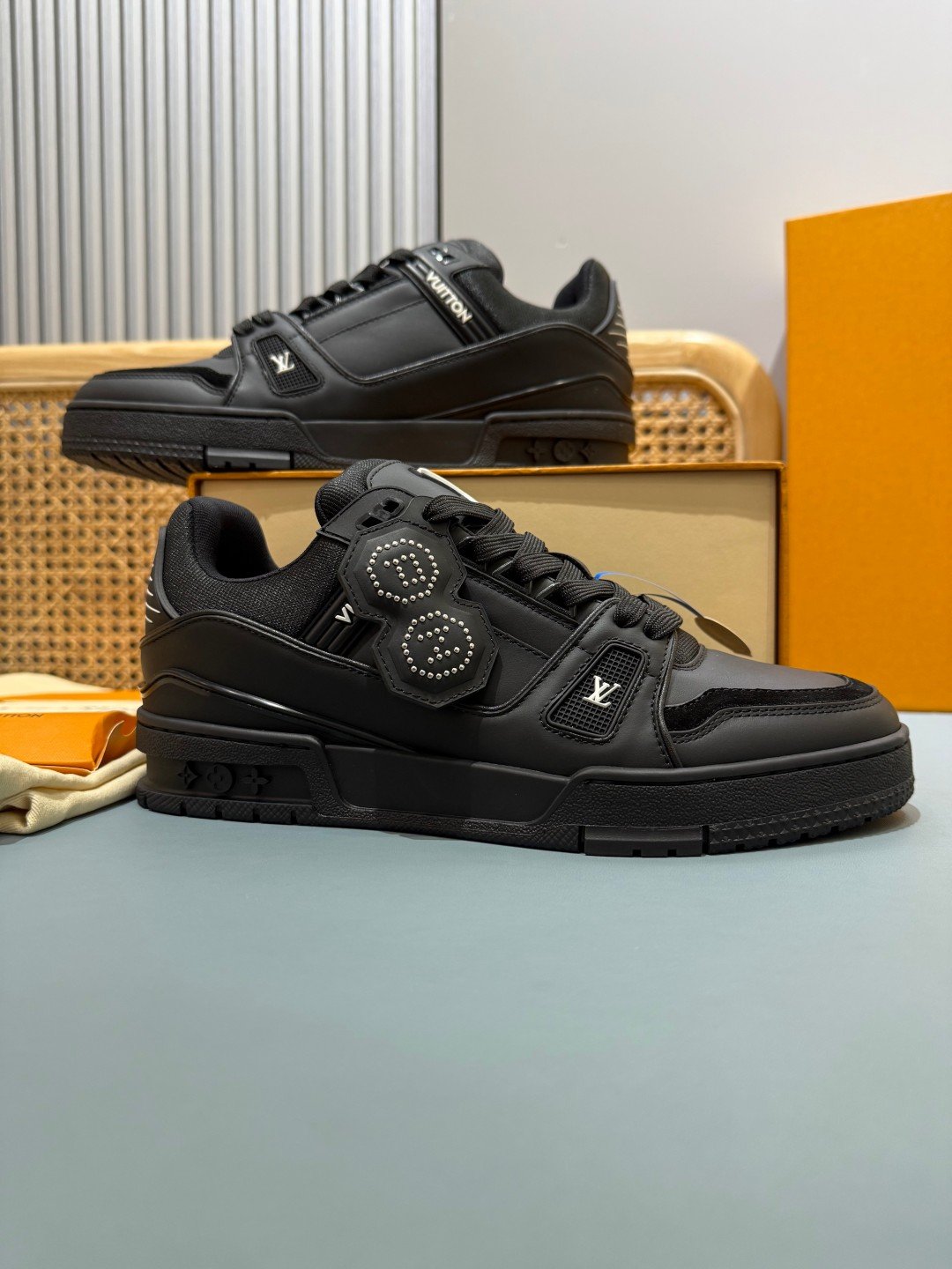 Sneakers Trainer NIGO 'Noir Crâne' — vue 21