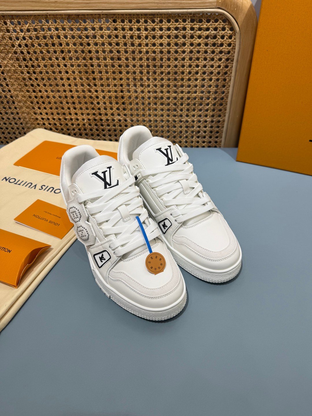 Sneakers Trainer NIGO 'Blanc Crâne' — vue 16