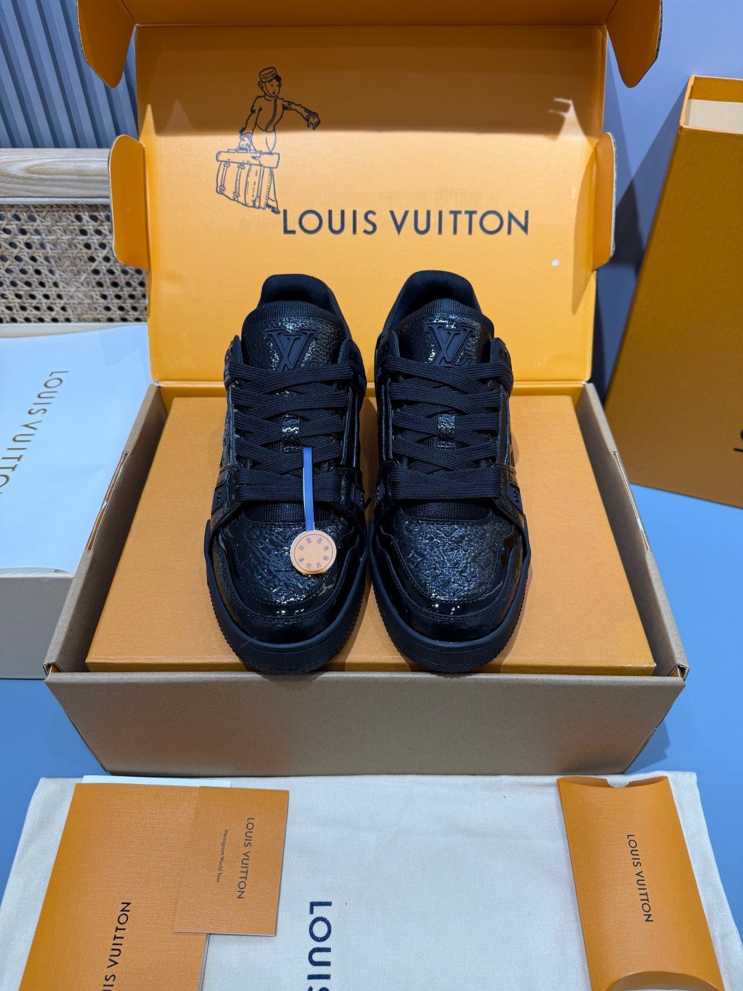 Sneakers Trainer 'Noir Total' — vue 5