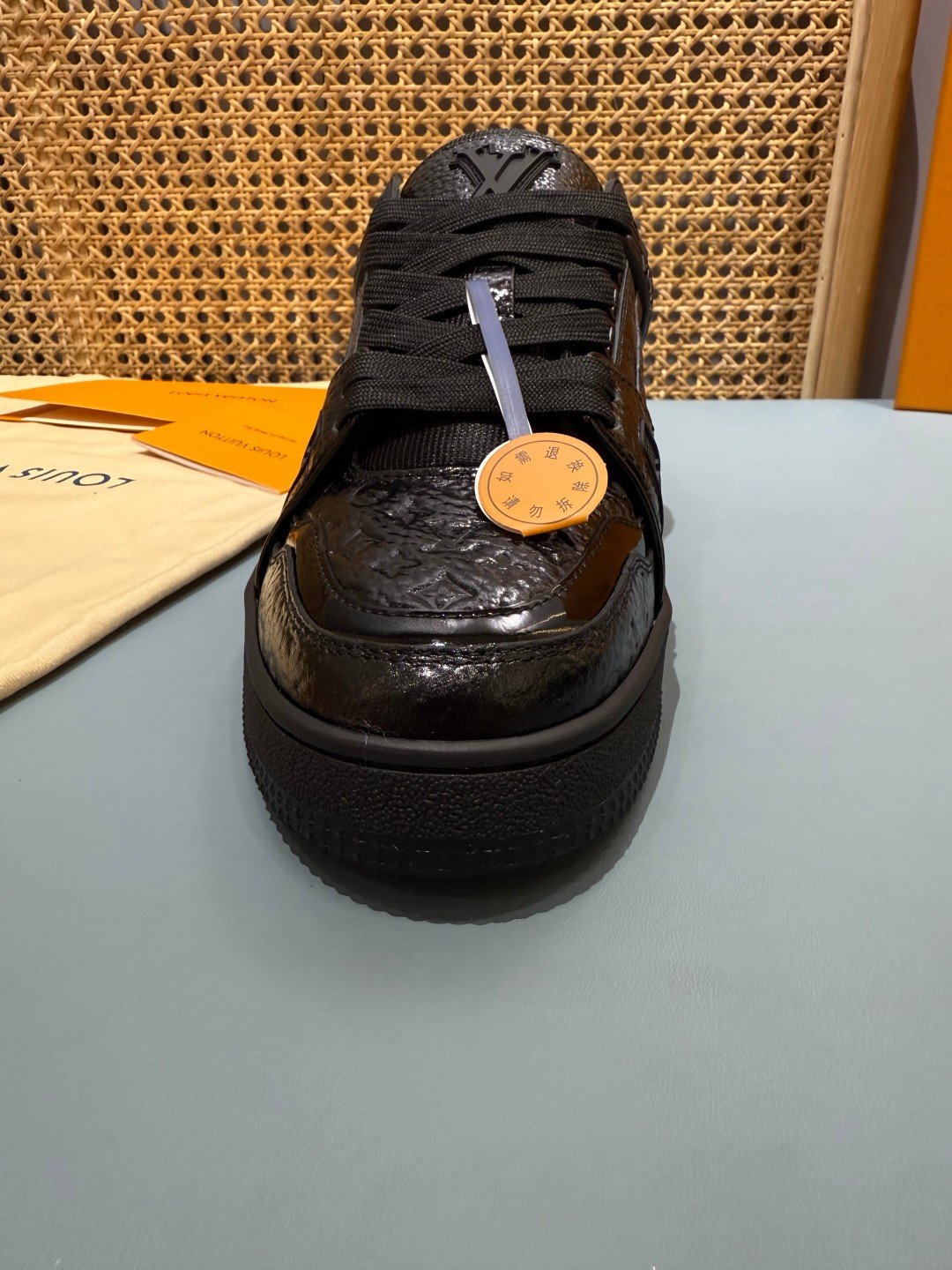 Sneakers Trainer 'Noir Total' — vue 8