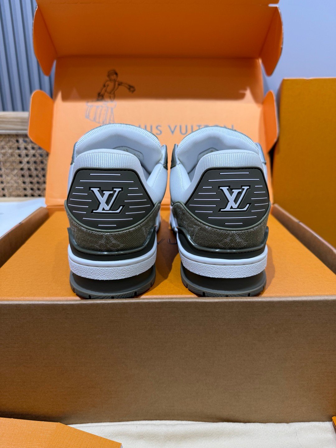 Sneakers Trainer Denim 'Kaki Denim' — vue 3