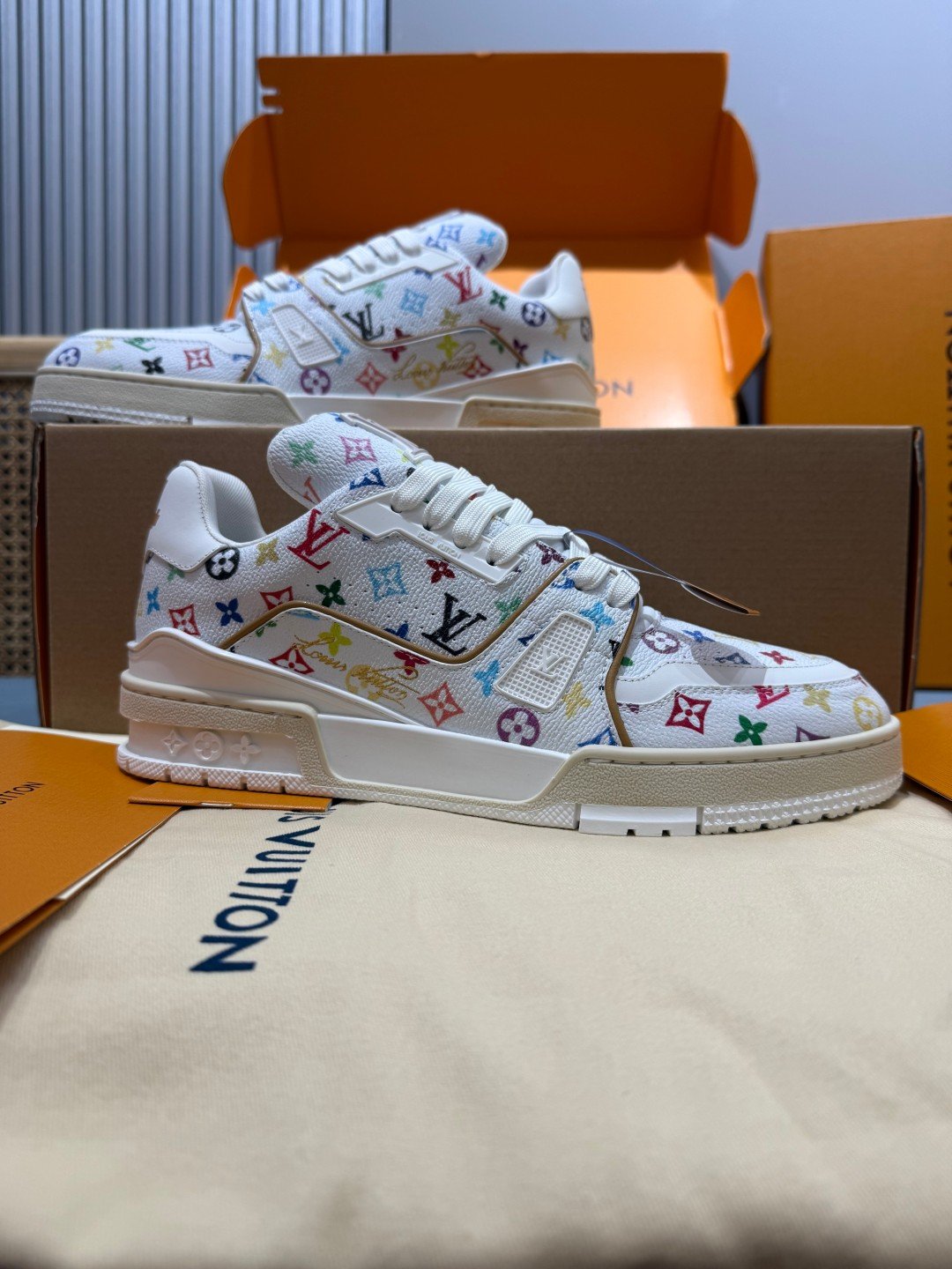 Sneakers Trainer 'Blanc Multicolore' — vue 2