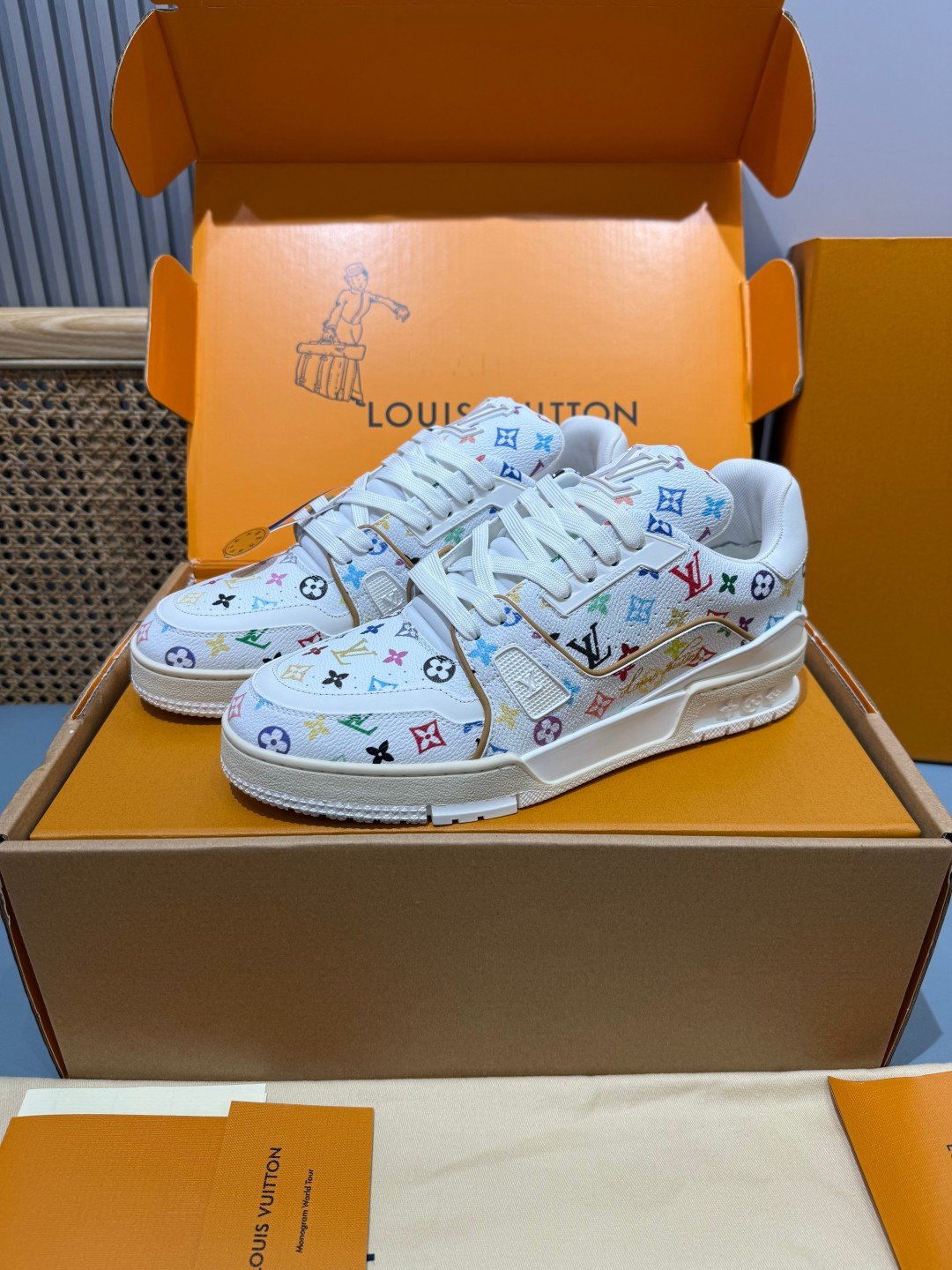 Sneakers Trainer 'Blanc Multicolore' — vue 4