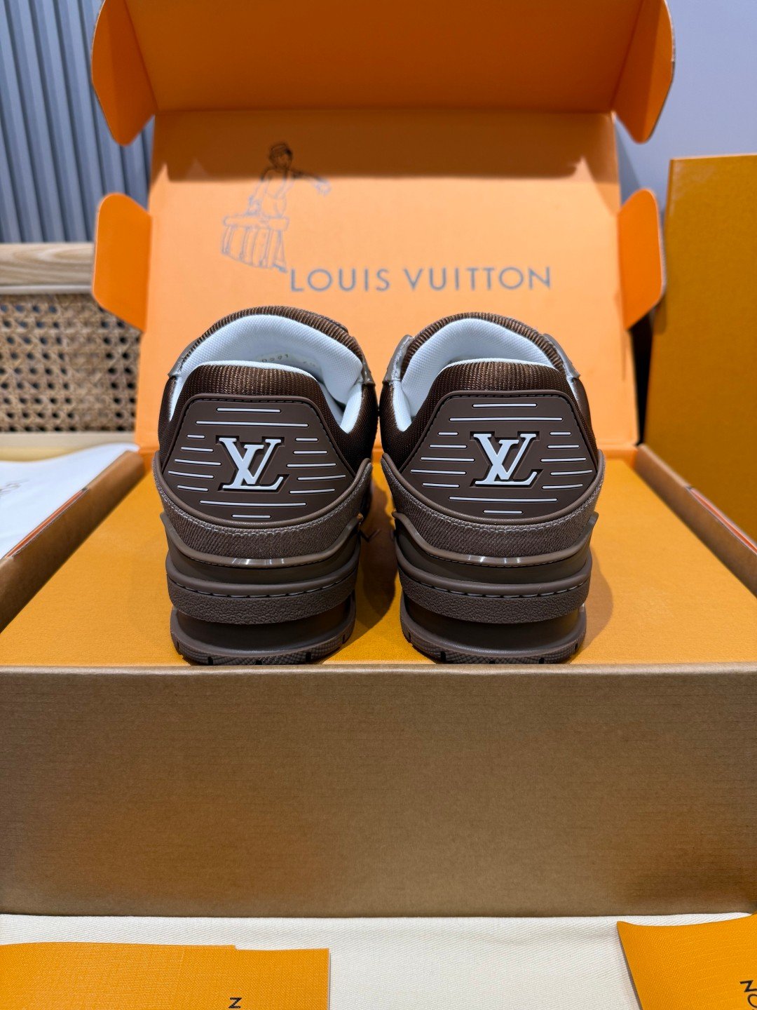 Sneakers Trainer Denim 'Marron' — vue 3
