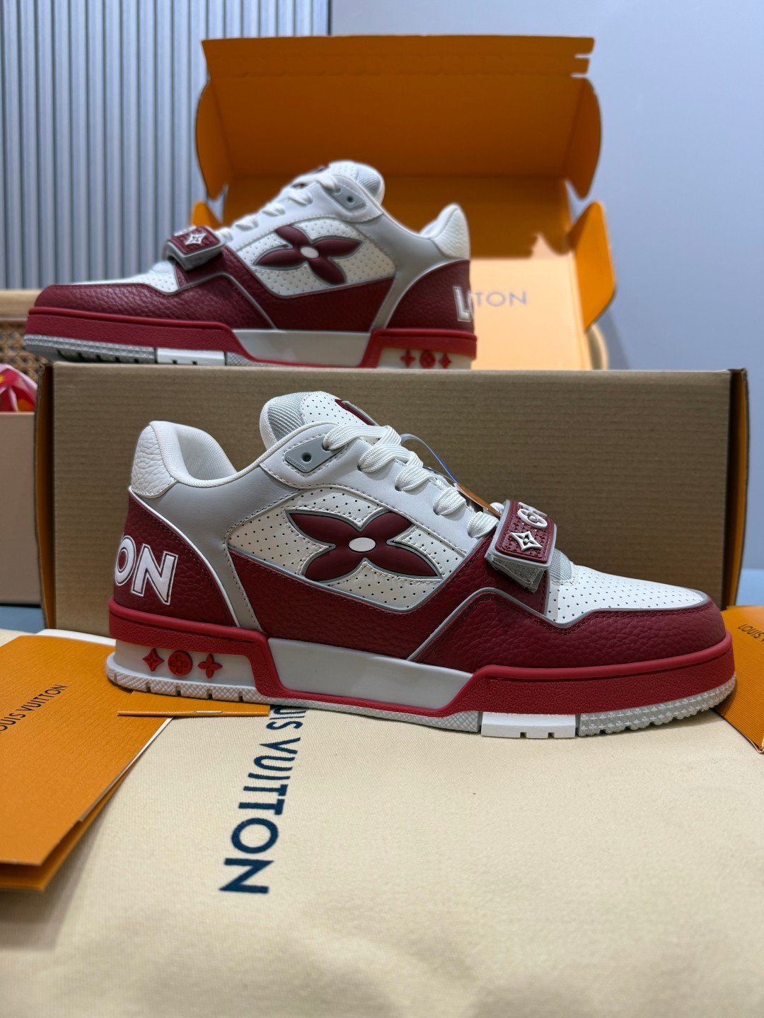 Sneakers Trainer Velcro 'Blanc Rouge' — vue 2