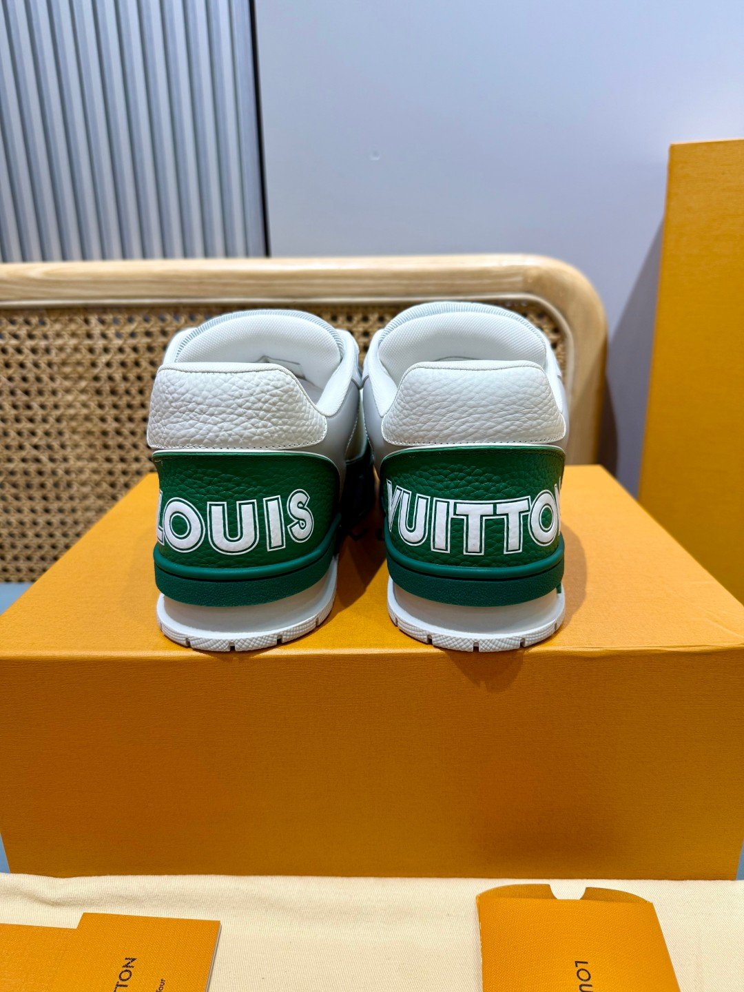 Sneakers Trainer Velcro 'Blanc Vert' — vue 18