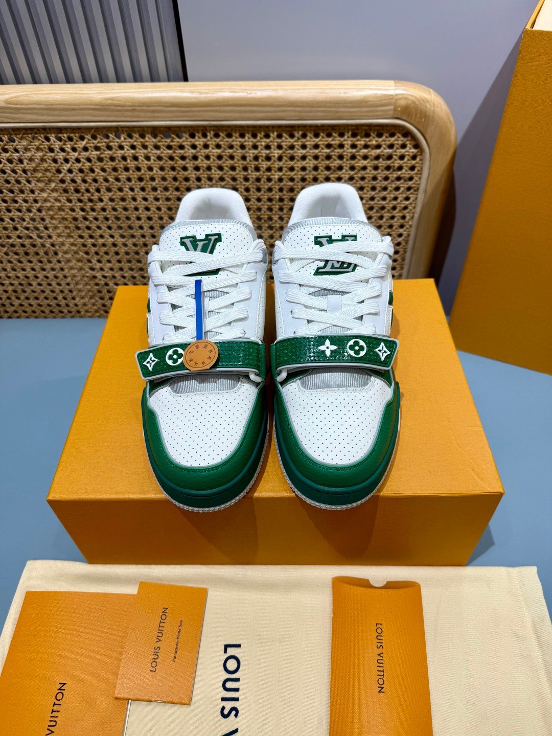 Sneakers Trainer Velcro 'Blanc Vert' — vue 21