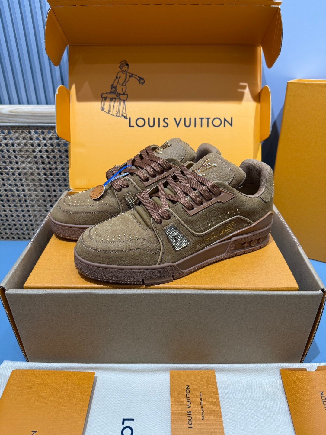 Sneakers Trainer 'Camel Daim' — vue 4
