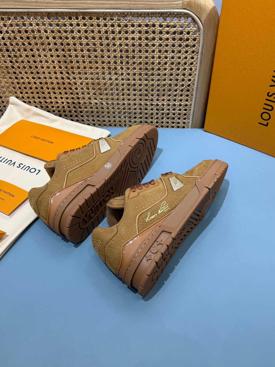 Sneakers Trainer 'Camel Daim' — vue 14