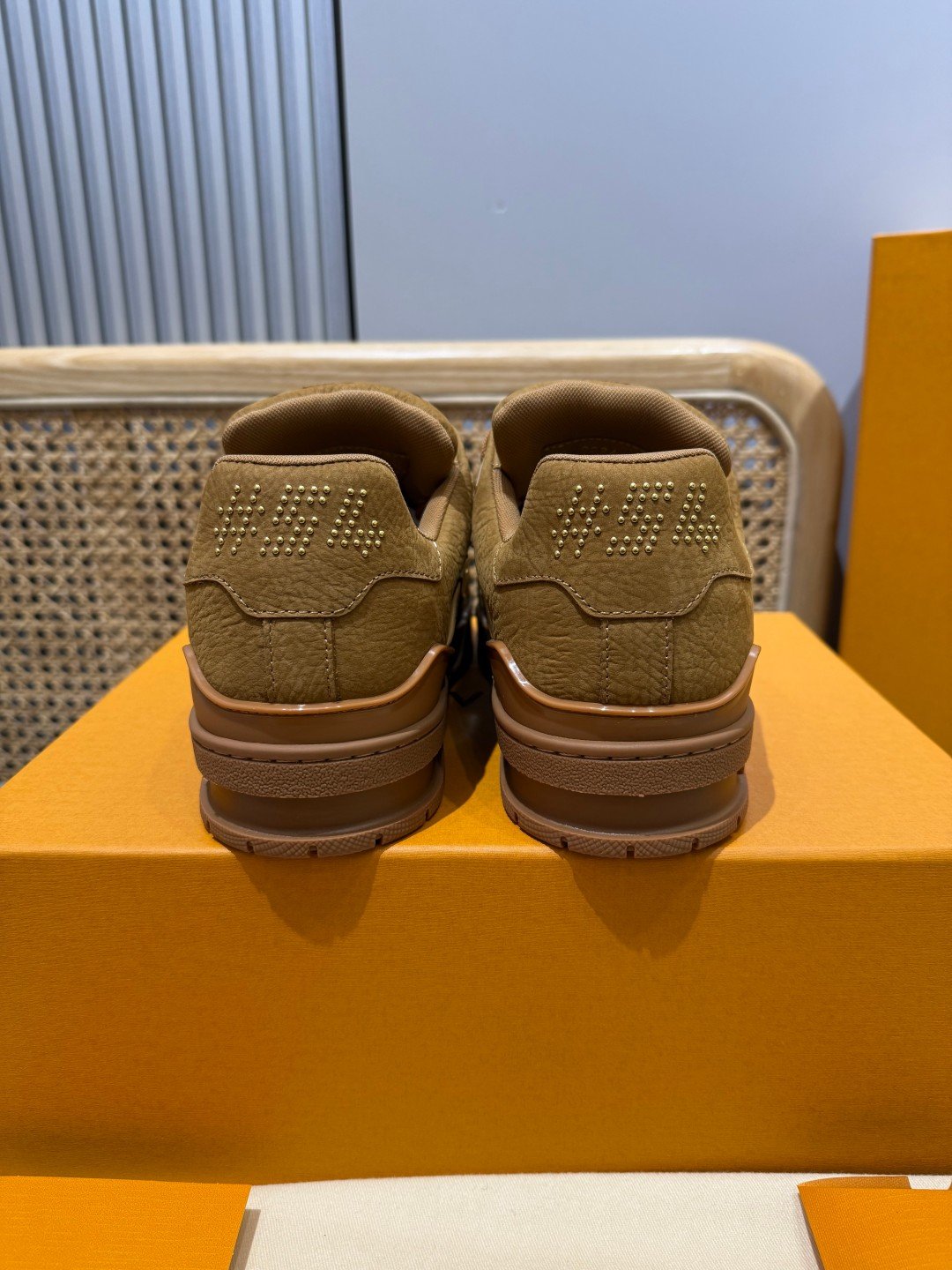 Sneakers Trainer 'Camel Daim' — vue 18
