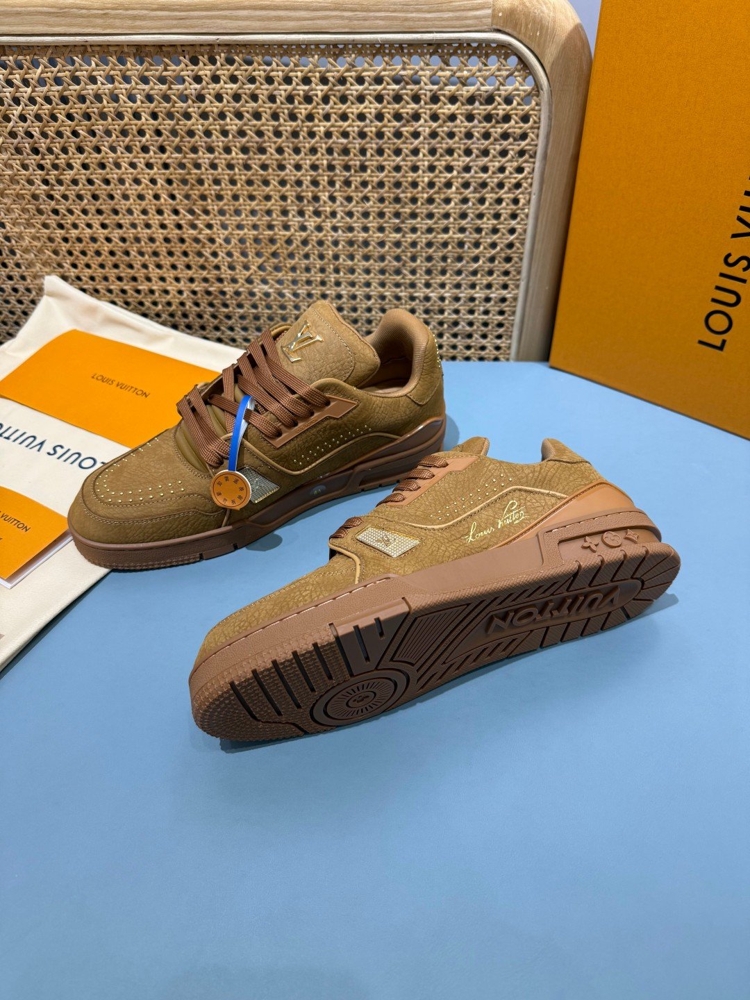 Sneakers Trainer 'Camel Daim' — vue 24