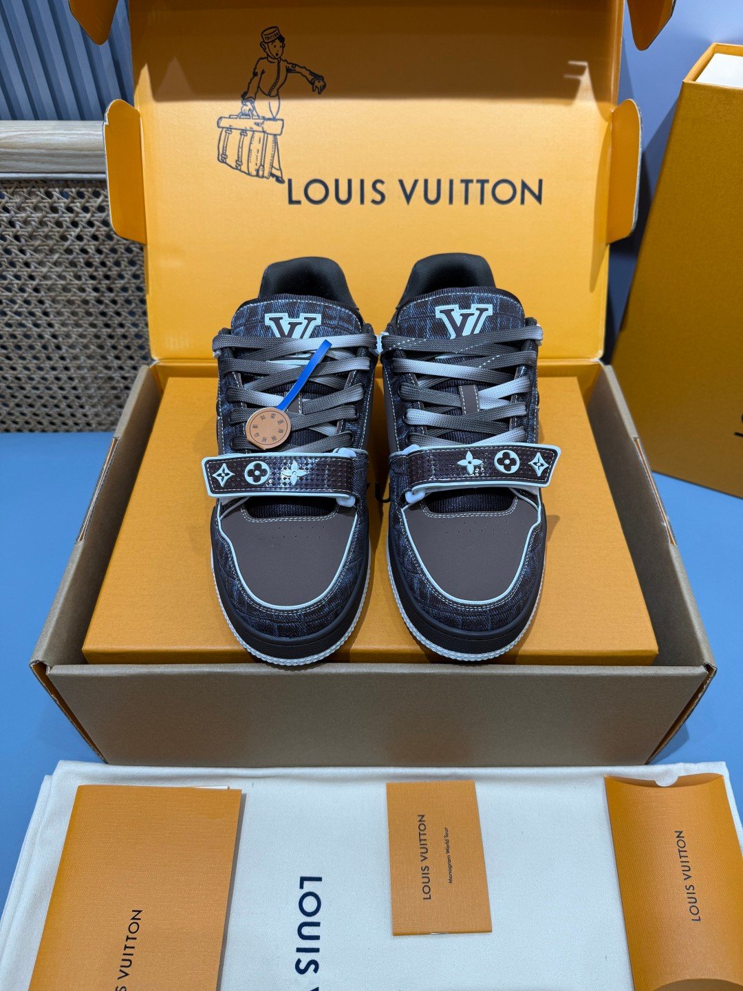 Sneakers Trainer Velcro 'Marron Monogram' — vue 5