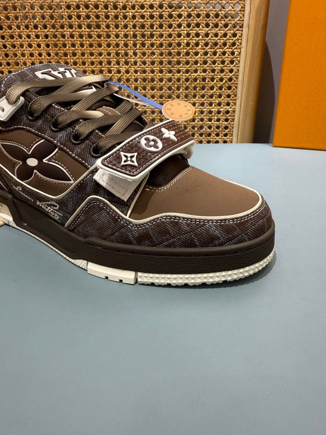Sneakers Trainer Velcro 'Marron Monogram' — vue 10