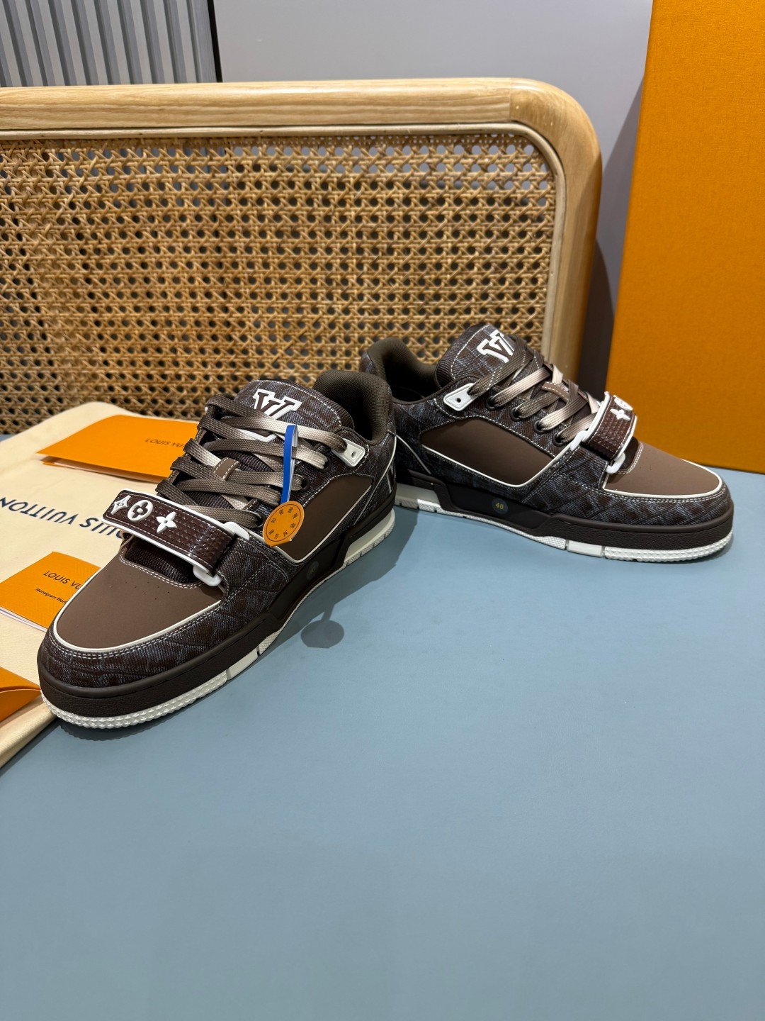 Sneakers Trainer Velcro 'Marron Monogram' — vue 26