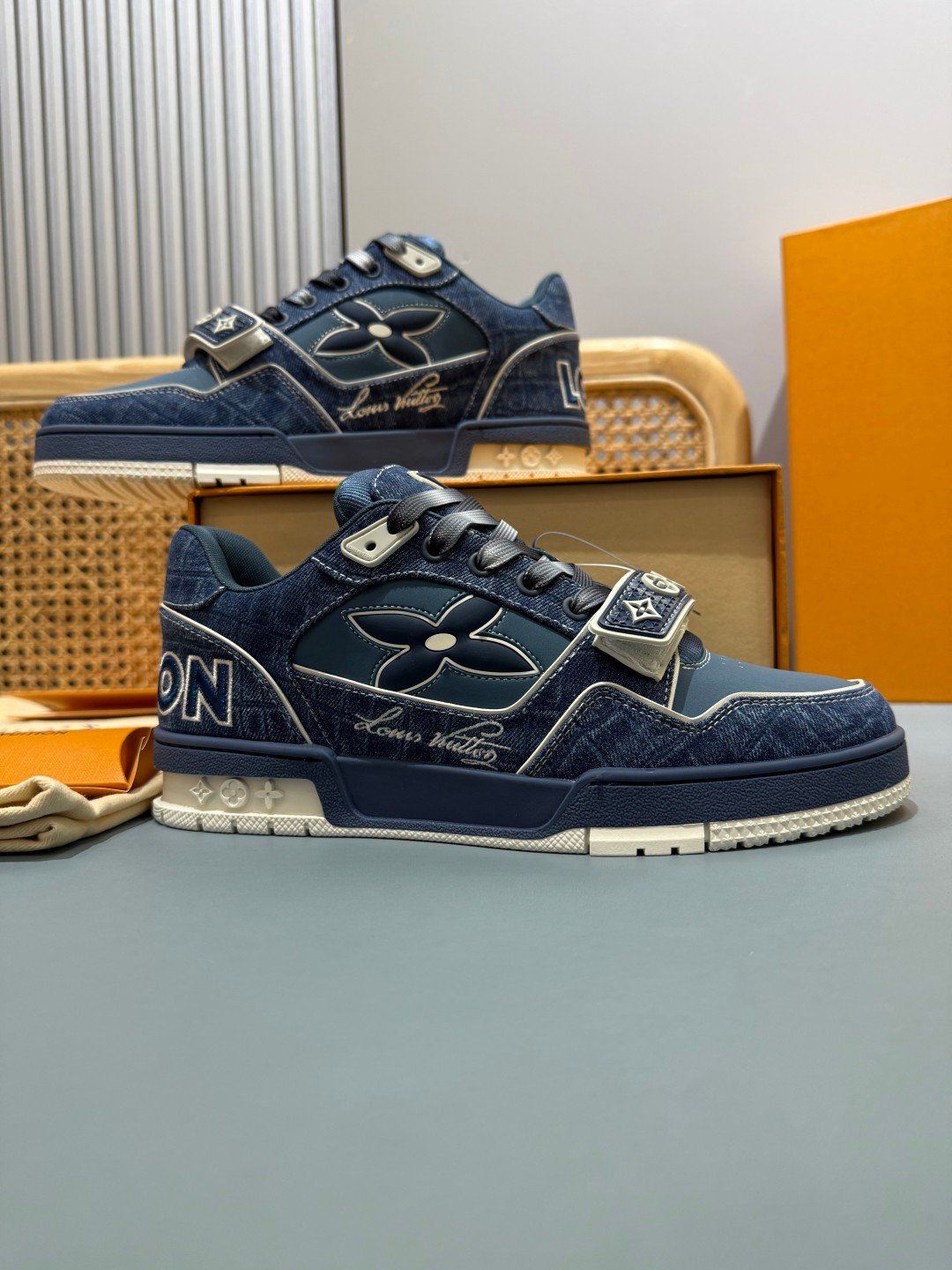 Sneakers Trainer Velcro 'Denim Brut' — vue 22
