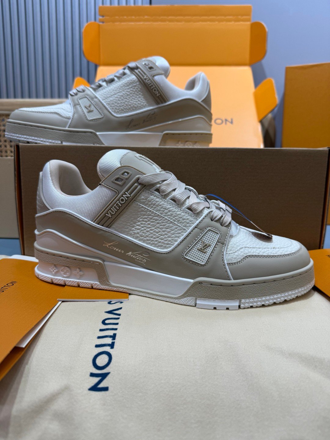 Sneakers Trainer 'Blanc Cassé' — vue 2
