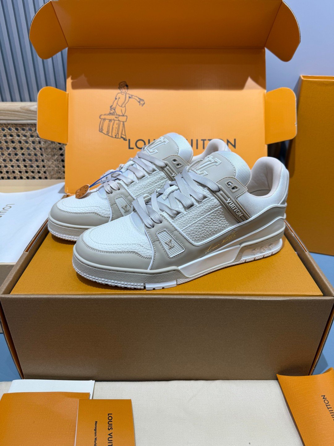Sneakers Trainer 'Blanc Cassé' — vue 4
