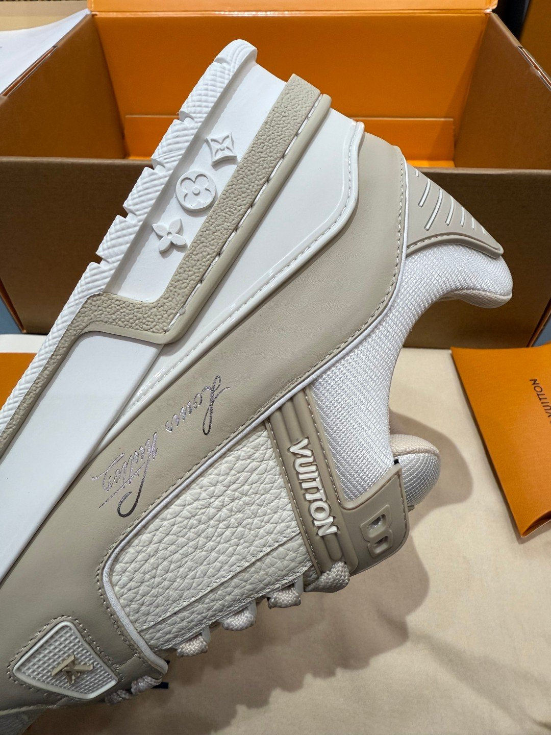 Sneakers Trainer 'Blanc Cassé' — vue 11
