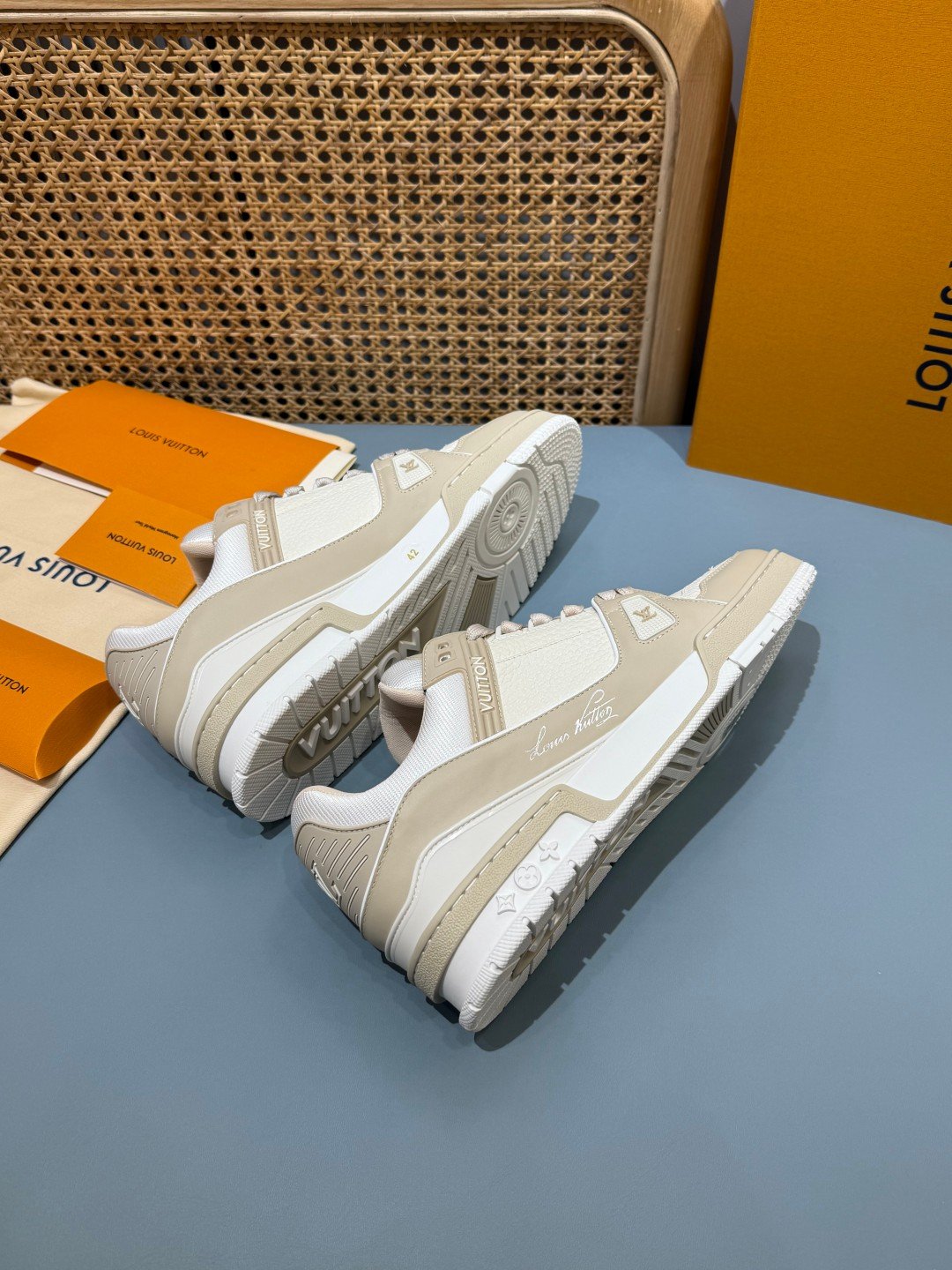 Sneakers Trainer 'Blanc Cassé' — vue 14