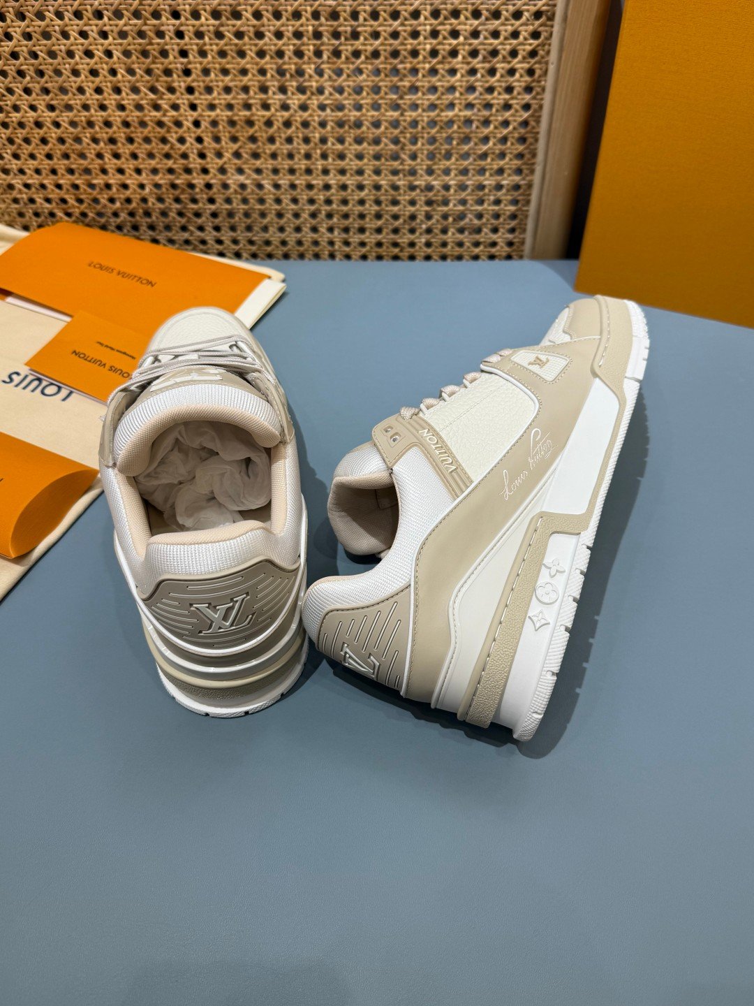 Sneakers Trainer 'Blanc Cassé' — vue 15