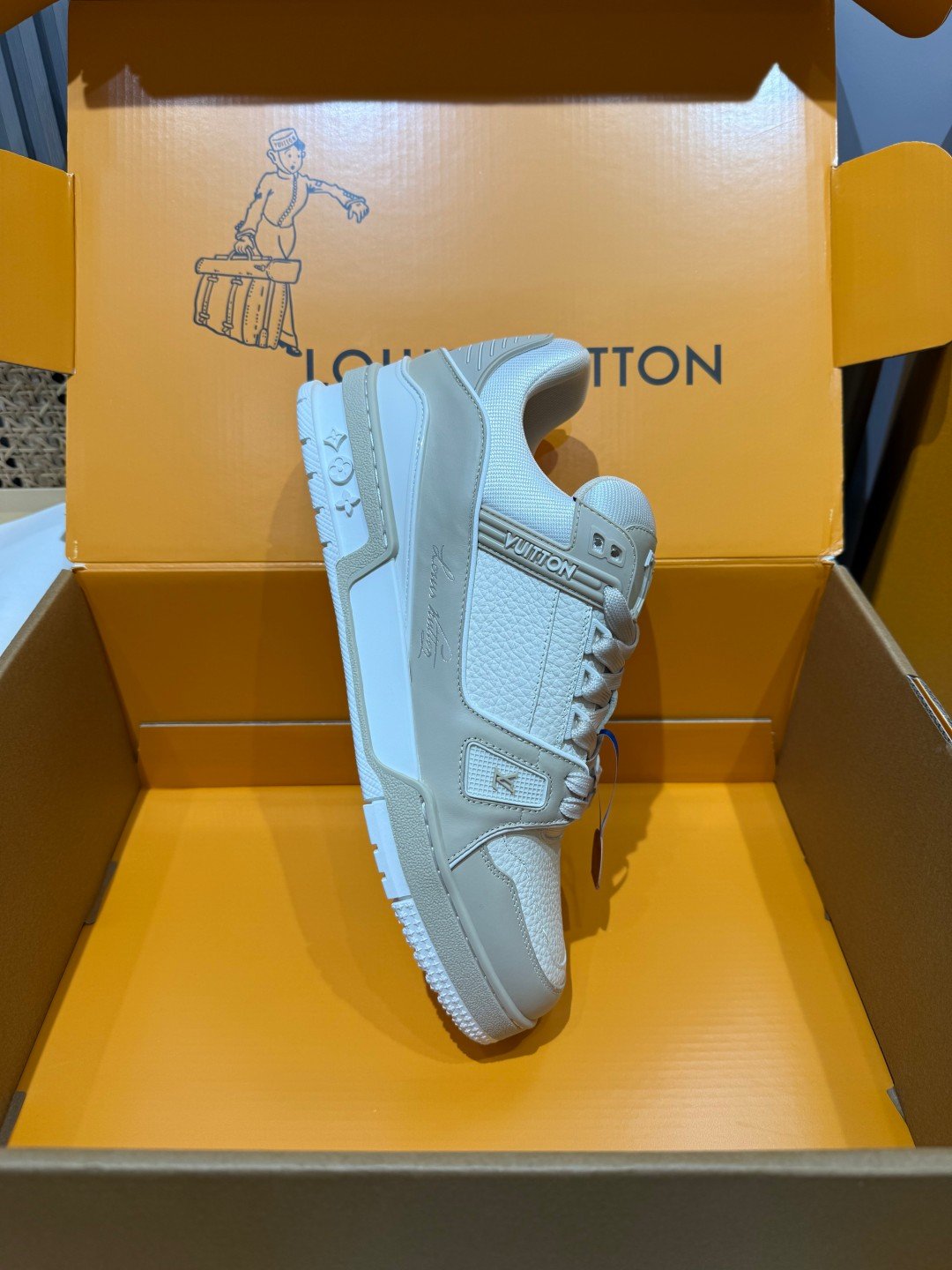 Sneakers Trainer 'Blanc Cassé' — vue 26