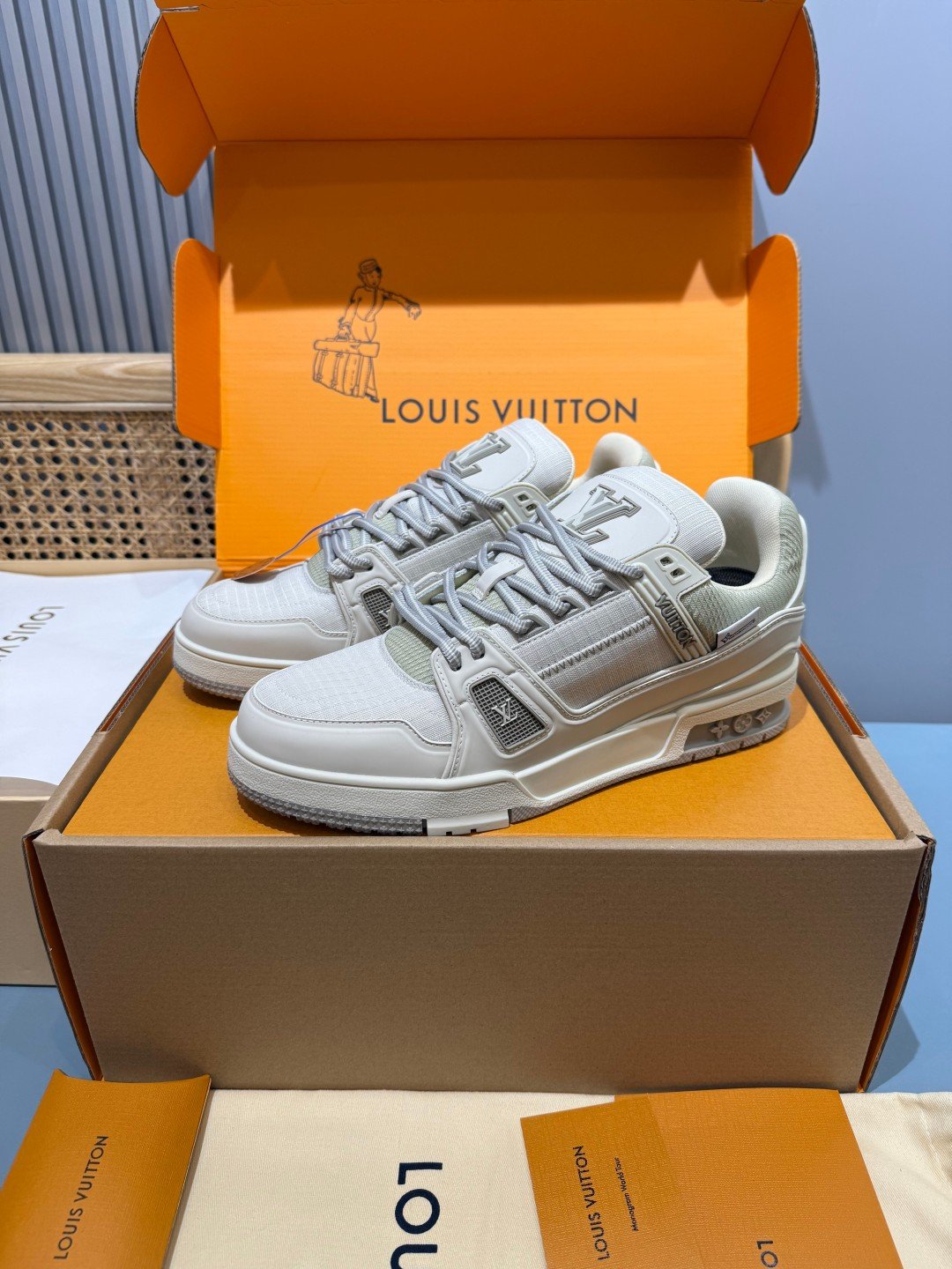 Sneakers Trainer 'Gris Perle' — vue 4