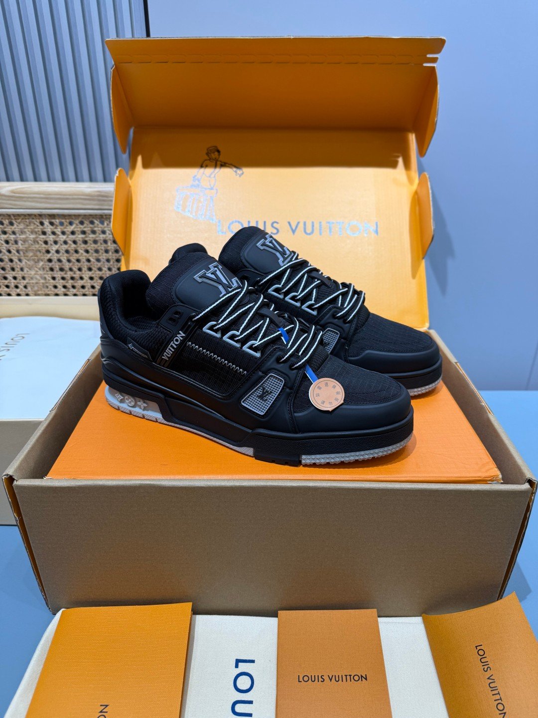 Sneakers Trainer 'Noir Monogram'