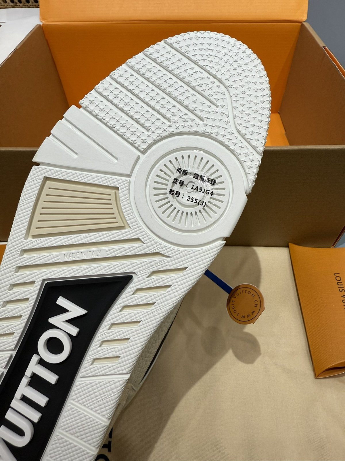 Sneakers Trainer Velcro 'Blanc Noir Graphique' — vue 7
