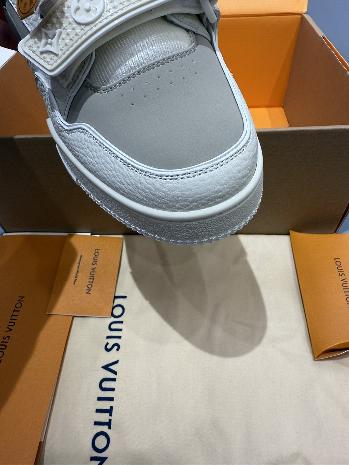 Sneakers Trainer Velcro 'Gris Clair' — vue 9