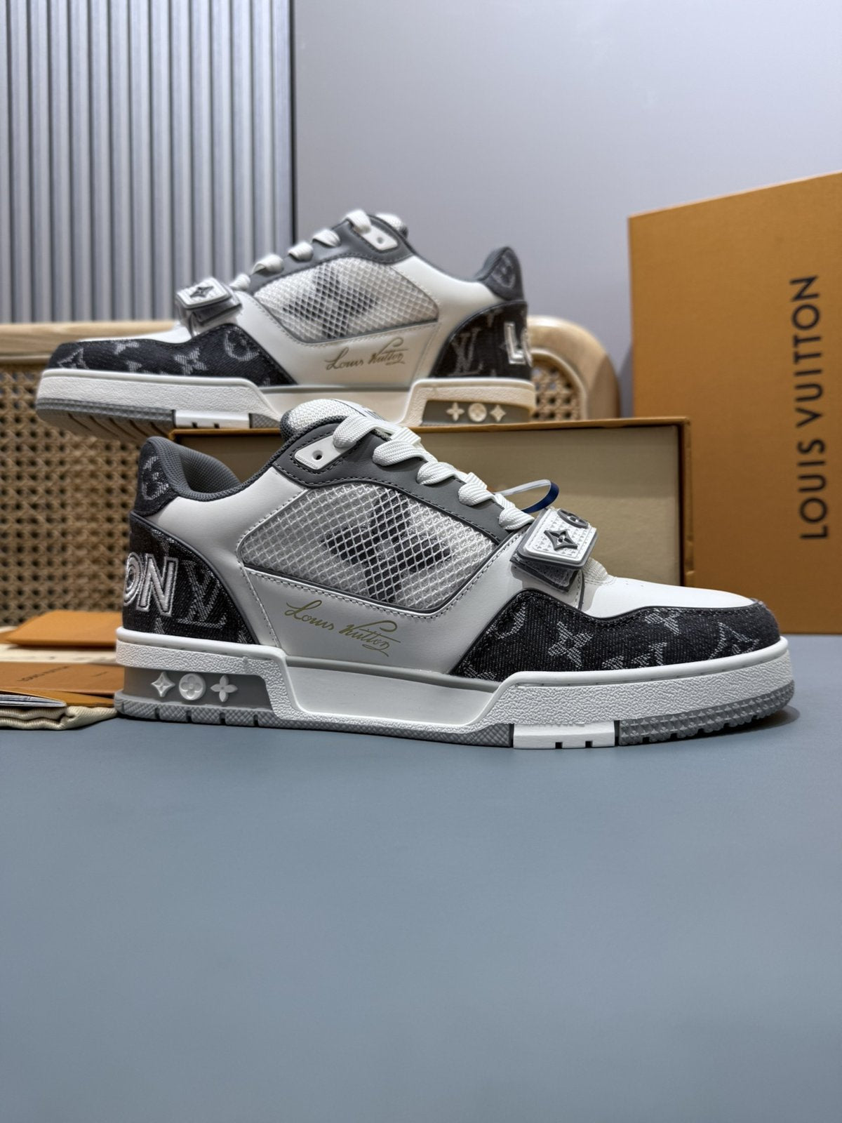 Sneakers Trainer Velcro 'Blanc Noir Gris' — vue 5