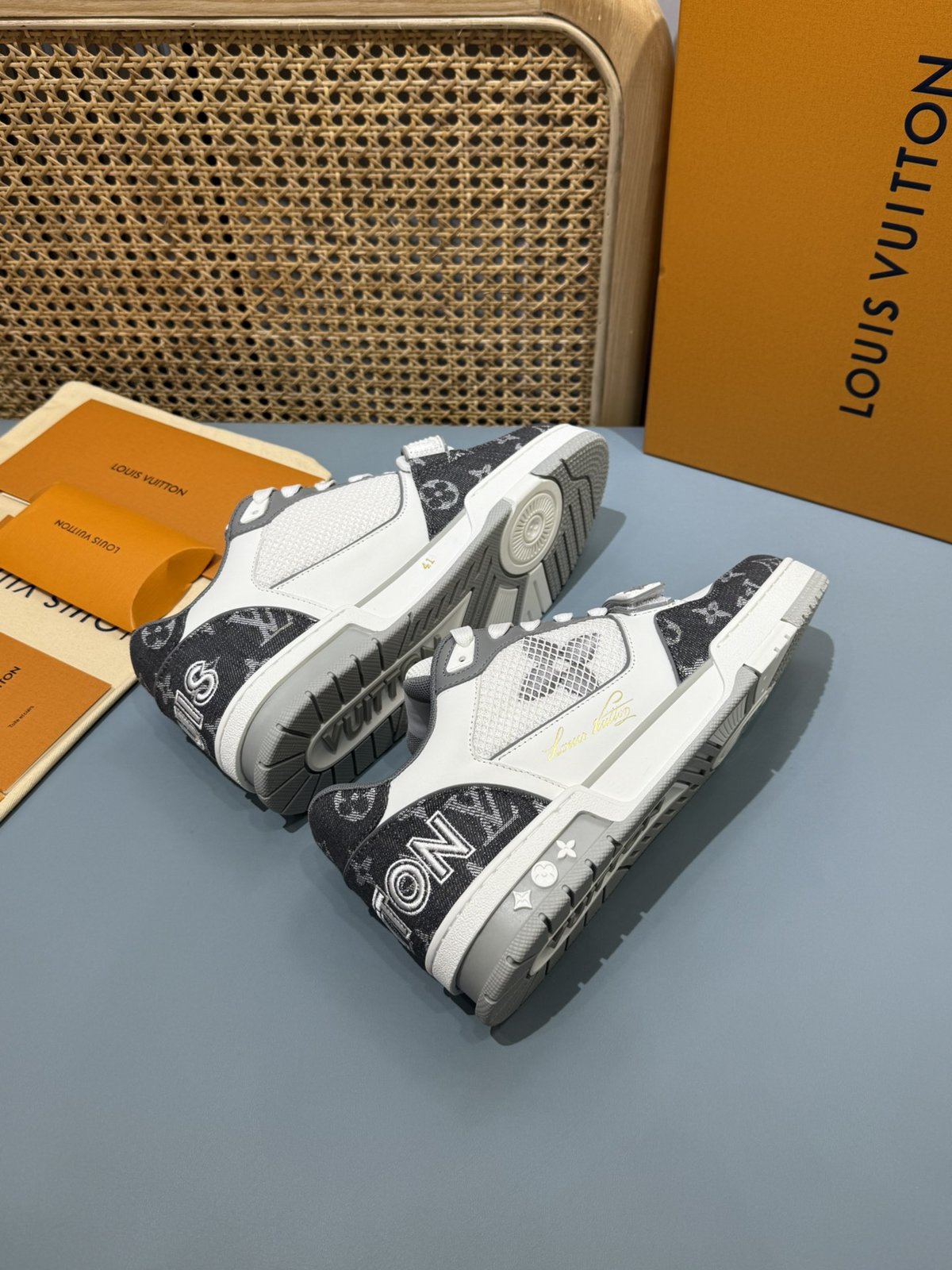 Sneakers Trainer Velcro 'Blanc Noir Gris' — vue 14