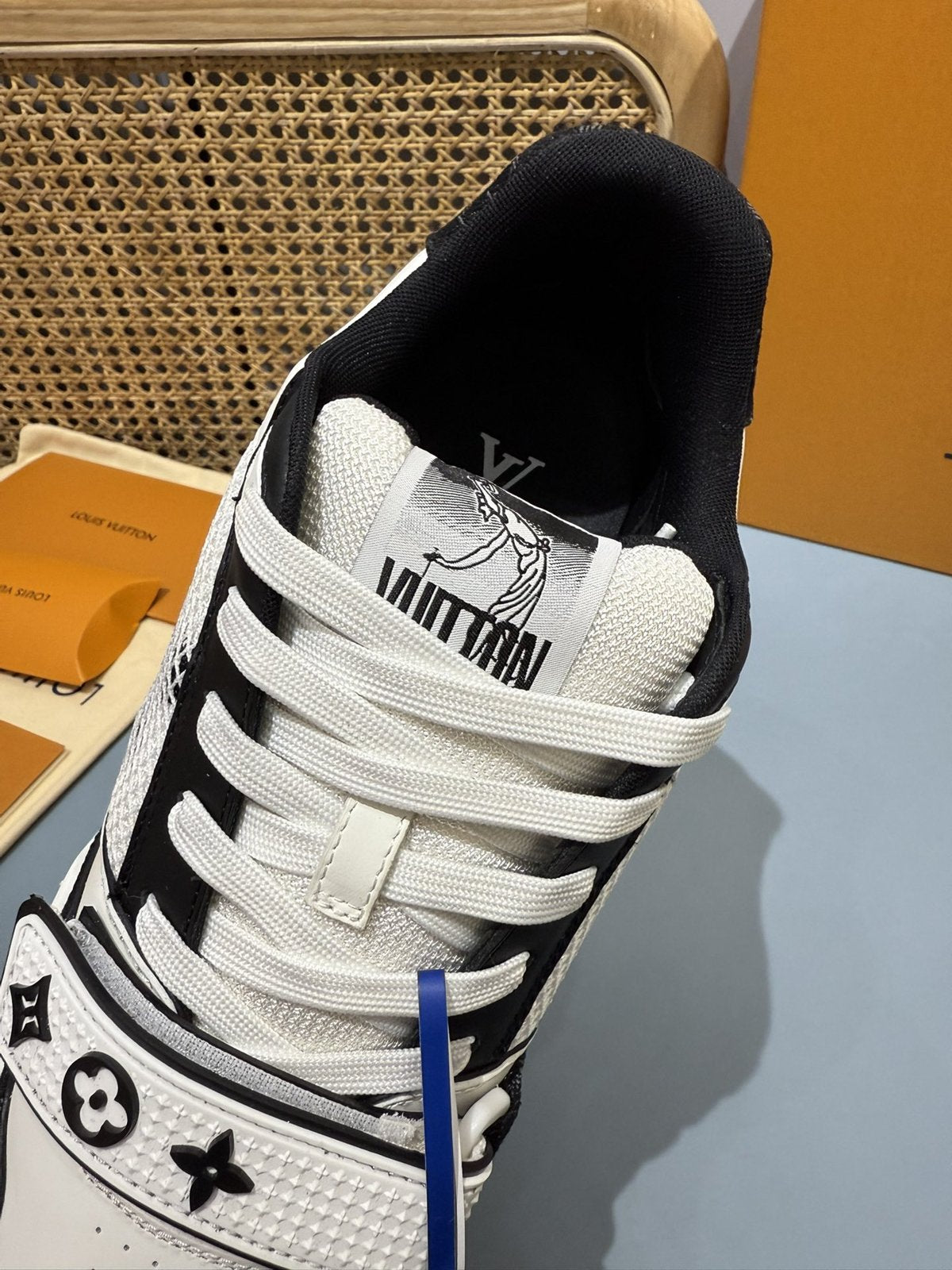 Sneakers Trainer Velcro 'Noir Blanc Gris' — vue 7