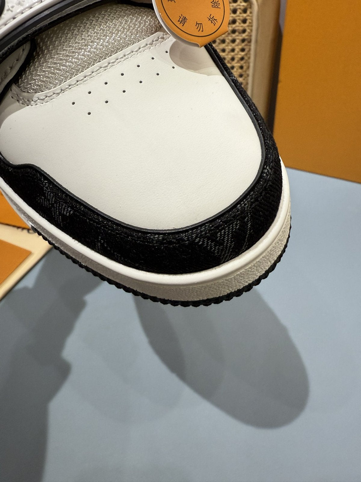 Sneakers Trainer Velcro 'Noir Blanc Gris' — vue 9