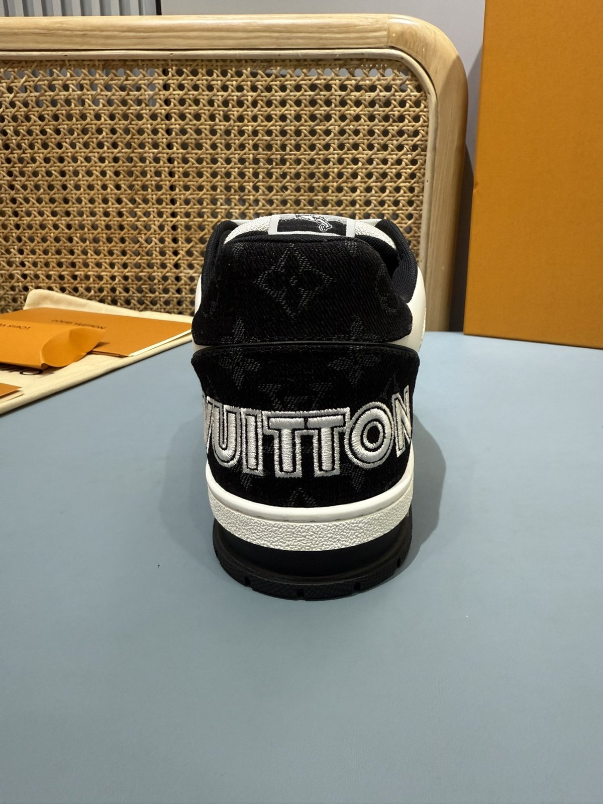 Sneakers Trainer Velcro 'Noir Blanc Gris' — vue 10
