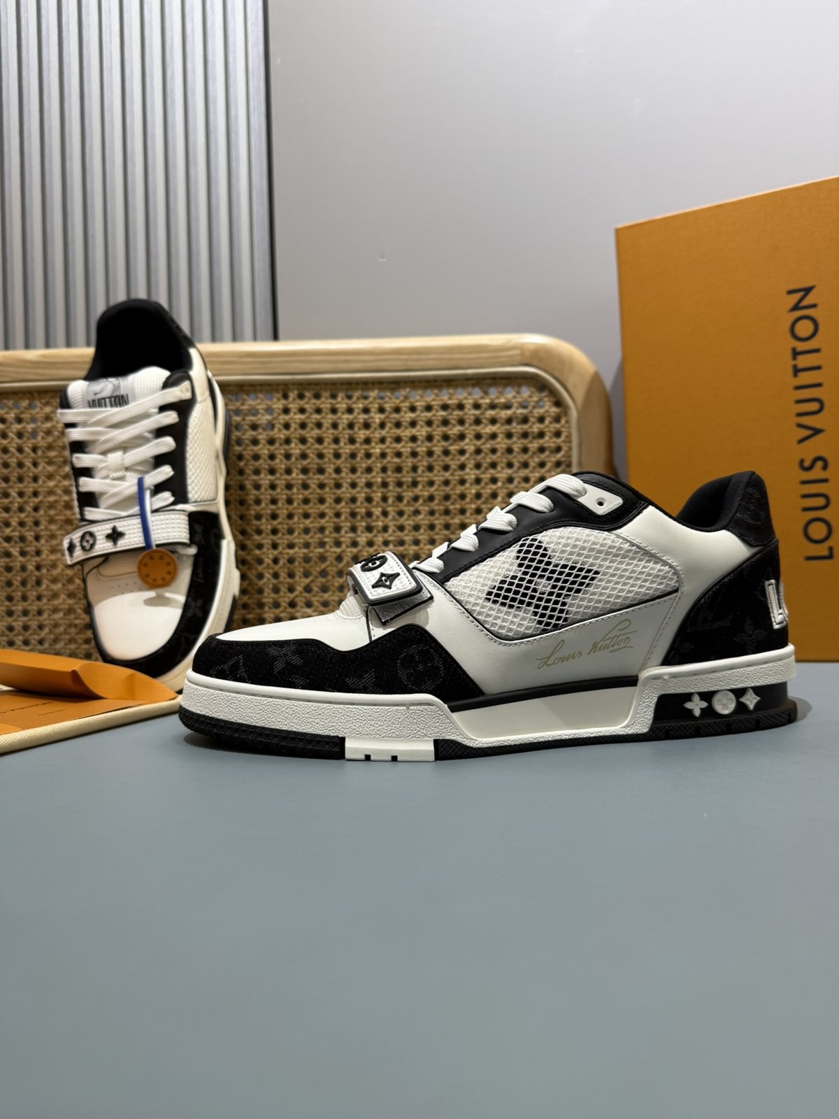 Sneakers Trainer Velcro 'Noir Blanc Gris' — vue 16