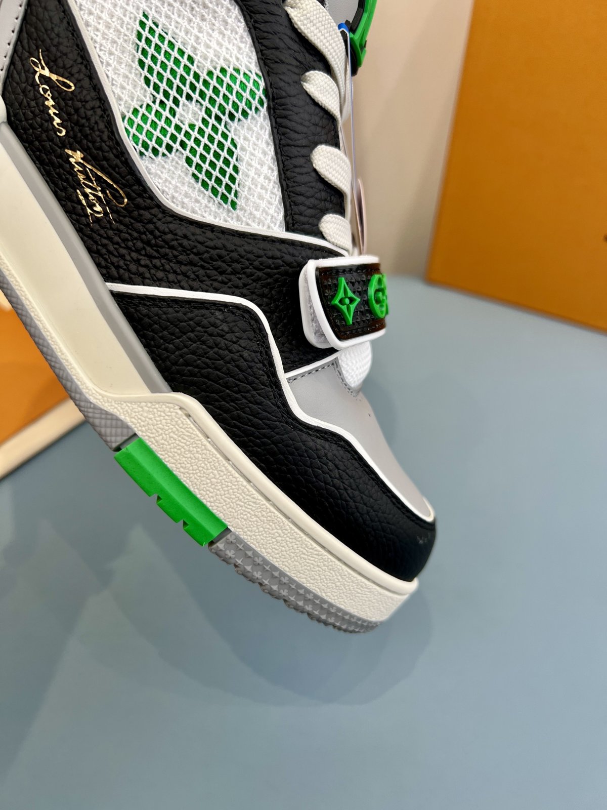 Sneakers Trainer Velcro 'Gris Noir Vert' — vue 11