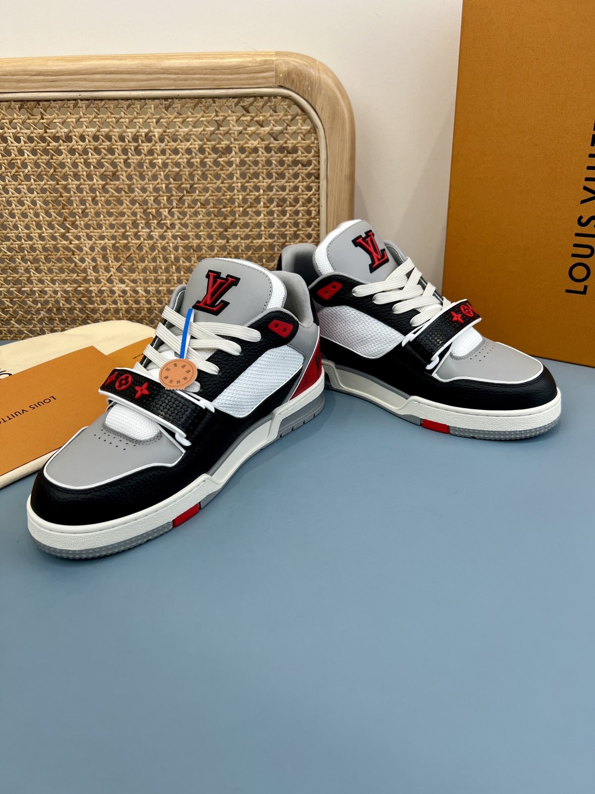 Sneakers Trainer Velcro 'Gris Rouge Noir' — vue 2