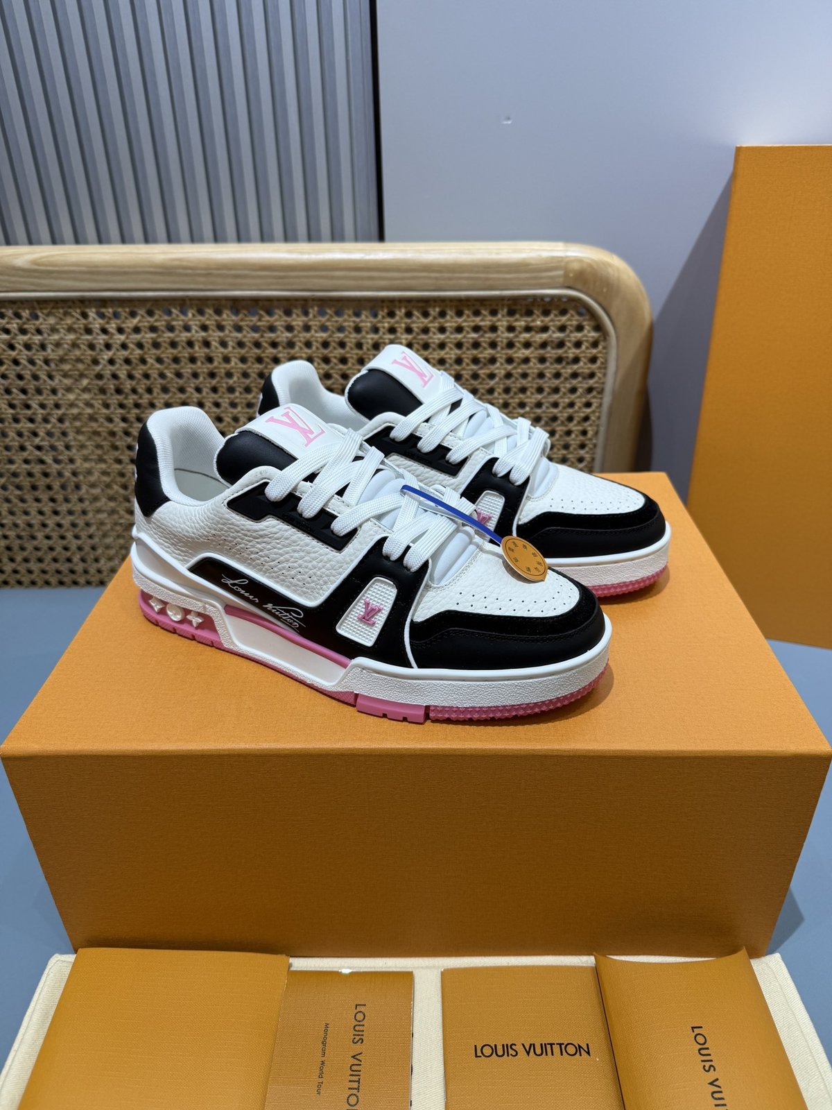 Sneakers Trainer 'Blanc Noir Rose'