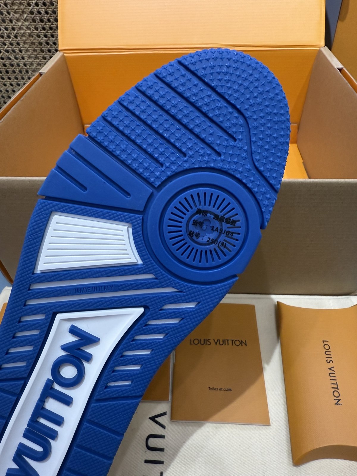 Sneakers Trainer 'Blanc Noir Bleu Roi' — vue 12