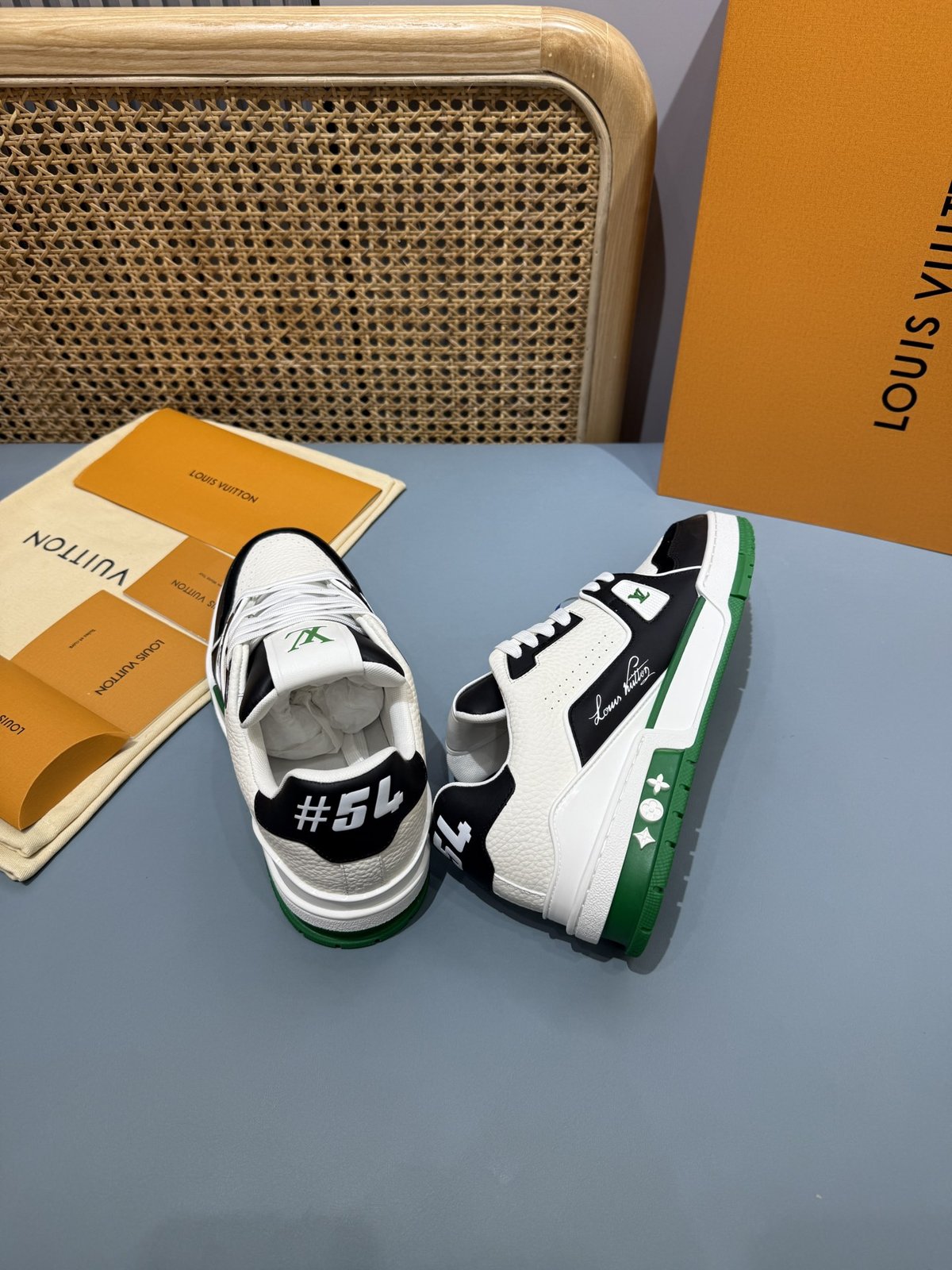 Sneakers Trainer 'Blanc Noir Vert' — vue 15